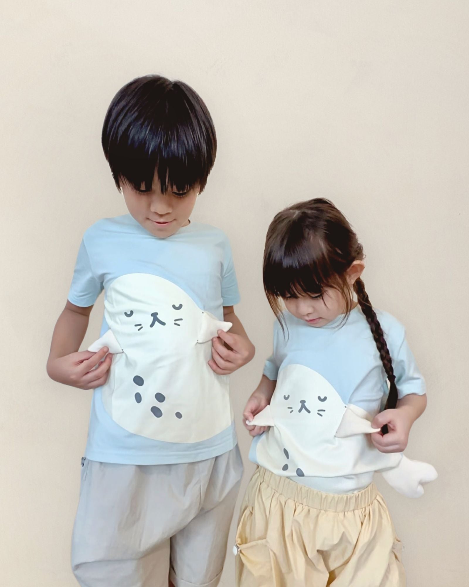 Peekaboo Seal Kids Tee