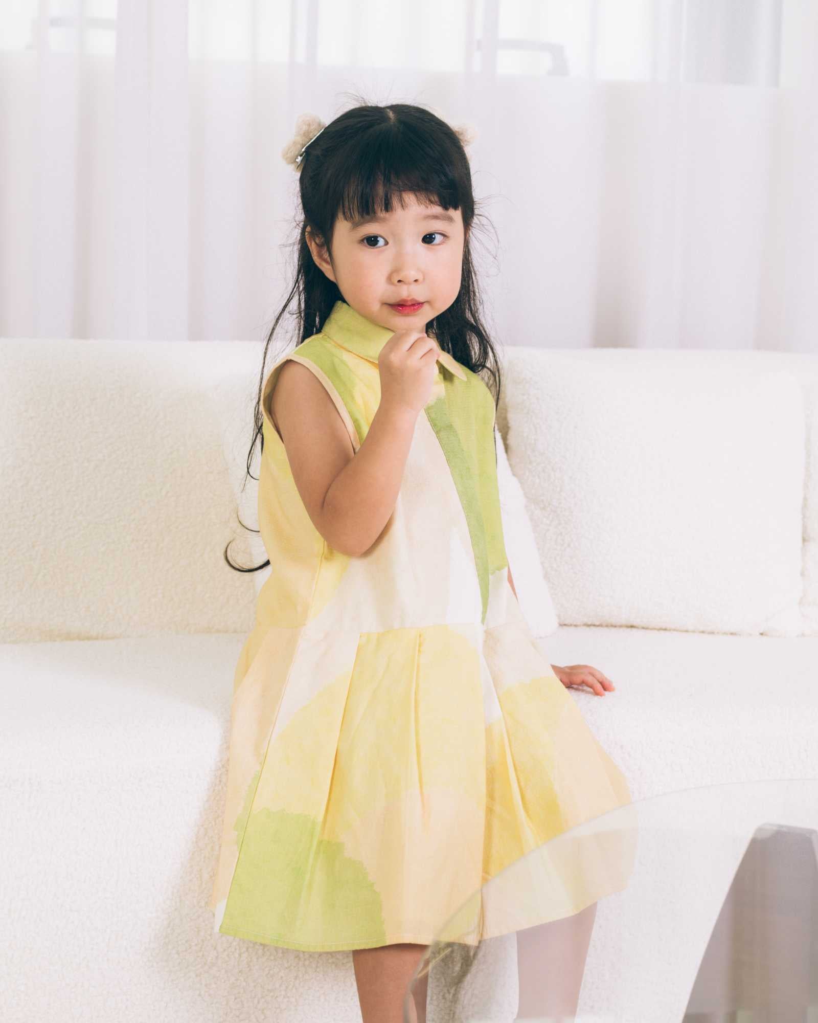 Online-exclusive: Abundance Pleated Girls Dress